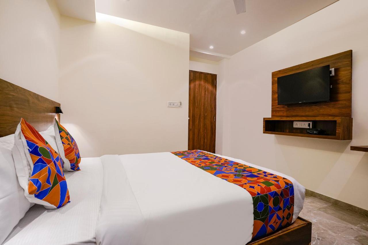 Fabhotel Antlers ムンバイ エクステリア 写真